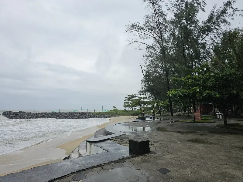Sunset At Kappad Beach
