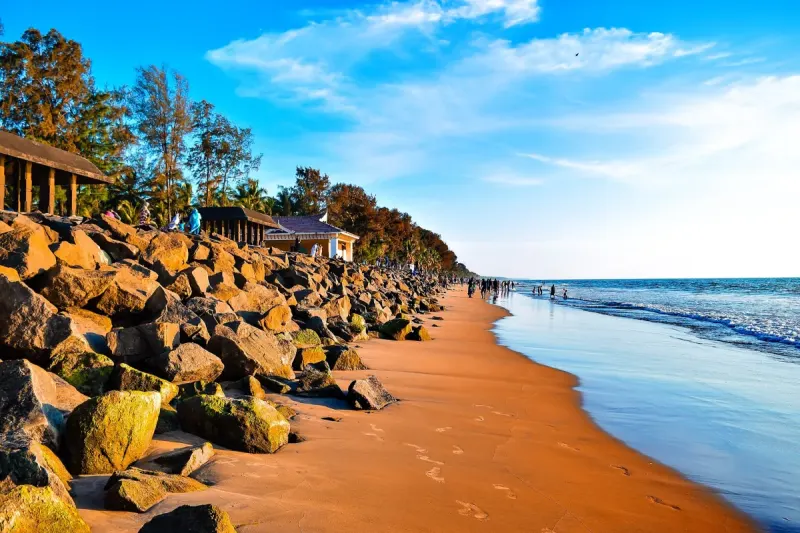 Sunset And Sea Breeze At Snehatheeram Beach