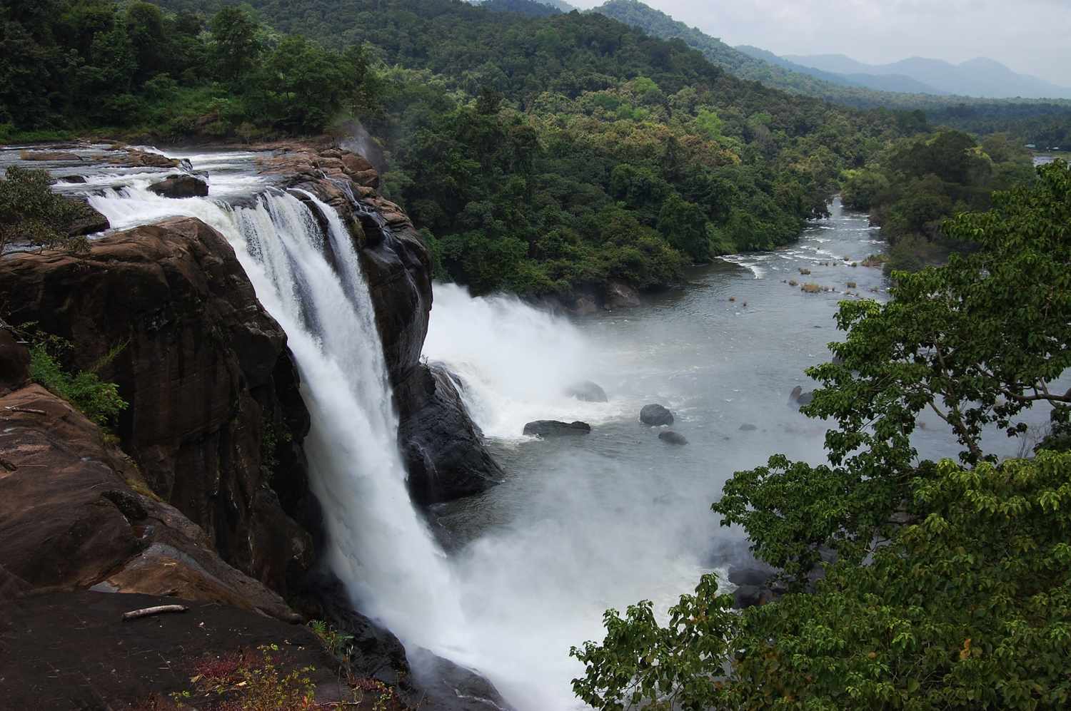 Athirappilly Waterfalls Wonder