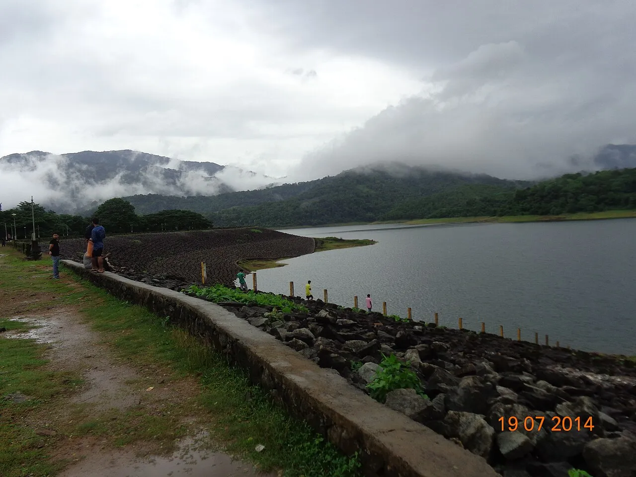 Chimmini Wildlife Sanctuary & Dam